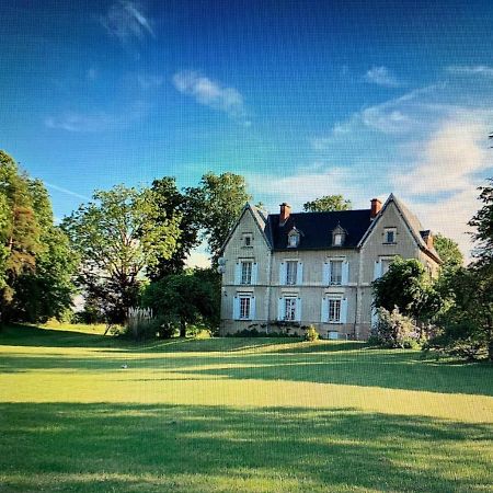 Le Donjon D'Anthon Bed & Breakfast Exterior photo